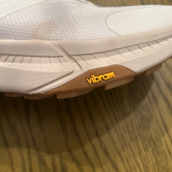 Hoka Women’s transport Sneakers. - Picture 8 of 9